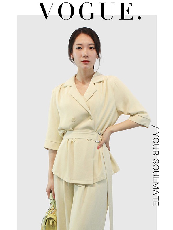 集娴2022春夏季米色衬衫