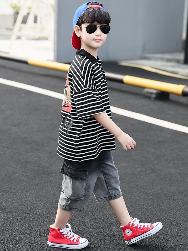 依码当先童装2022春夏季黑色T恤