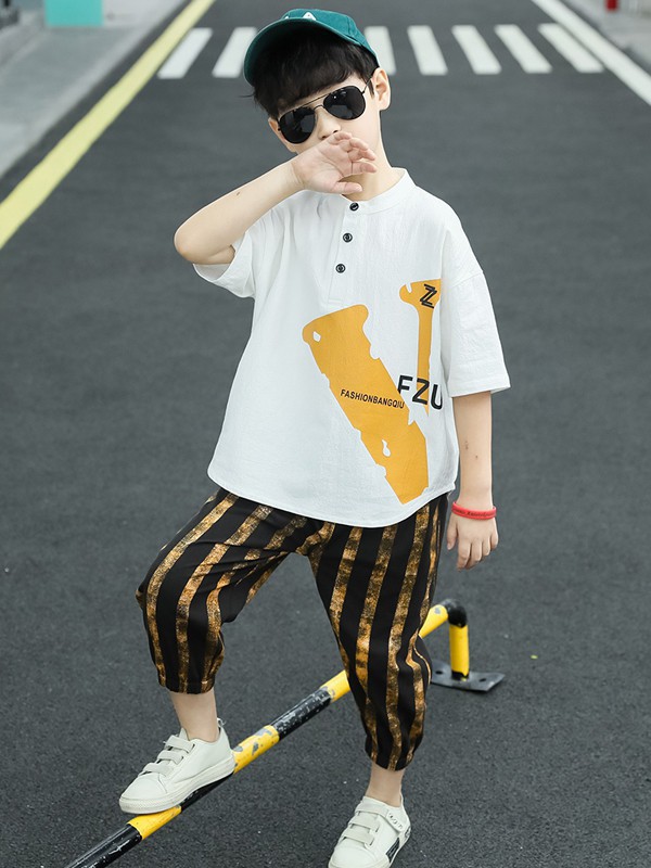 依码当先童装2022春夏季白色T恤