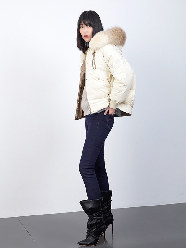 X2022秋冬季白色棉服