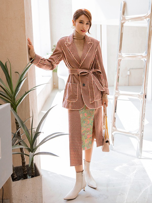 衣阁里拉女装2022秋冬季粉色大衣