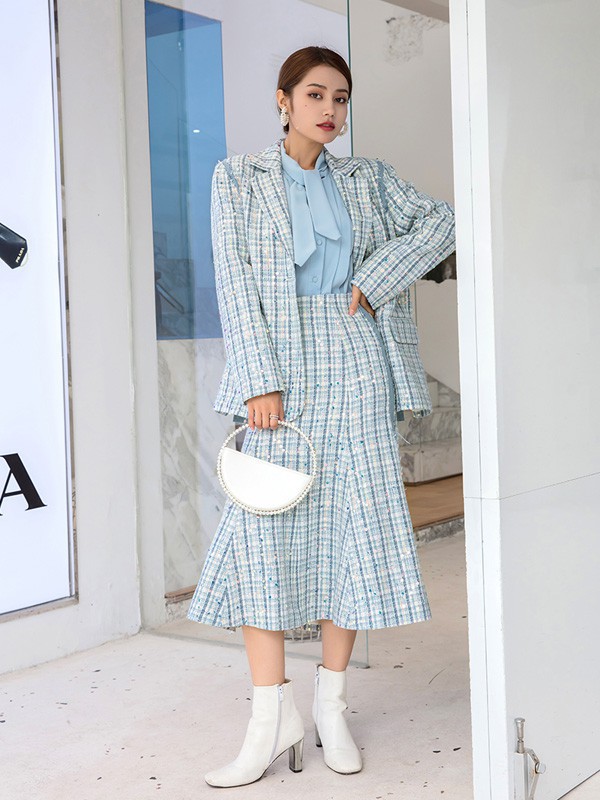 衣阁里拉女装2022秋冬季蓝色大衣