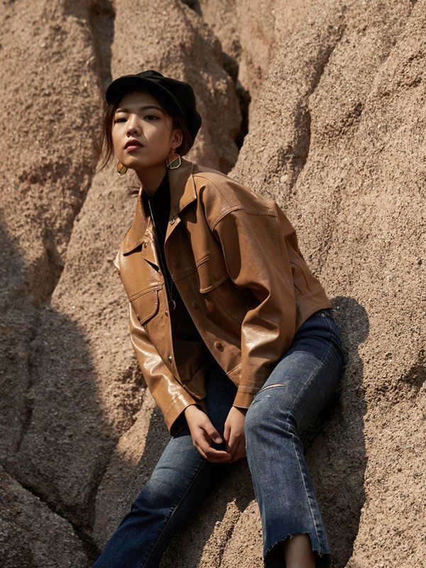 弥芙霏女装2021秋冬季咖啡色皮衣