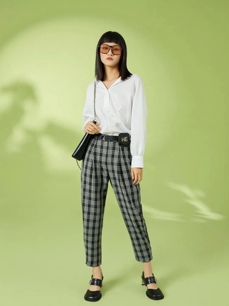 ​艾璞琪女装2022春夏季黑色长裤