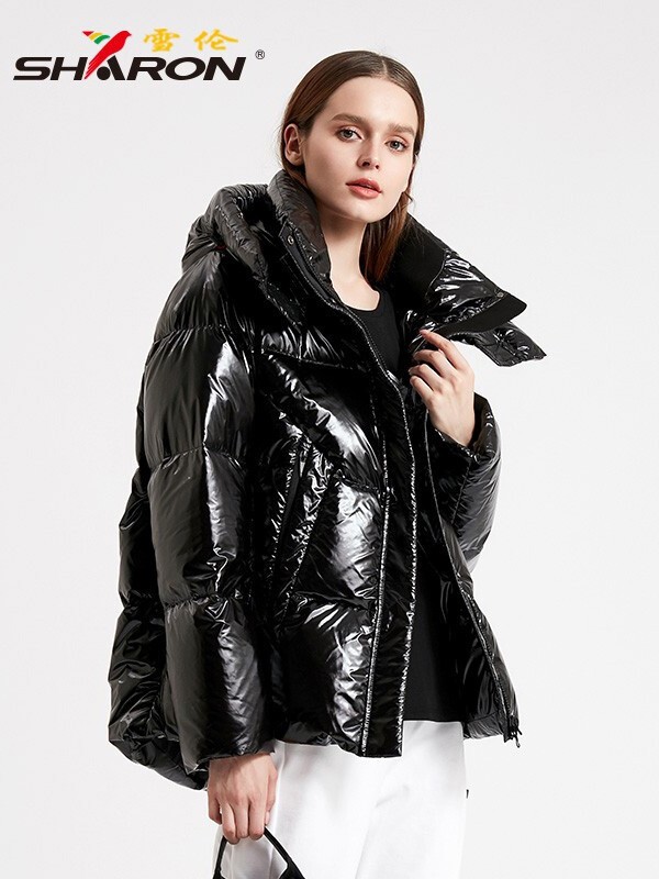 雪伦2021秋冬季黑色羽绒服