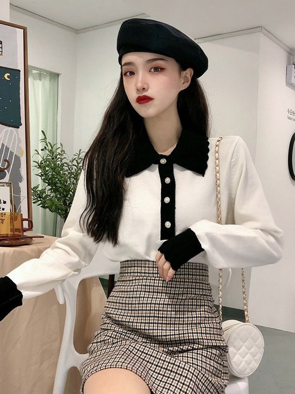 茜扣2022秋冬季白色针织衫