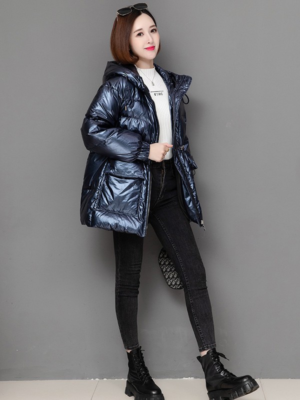 欣情静苑女装2021秋冬季藏蓝色羽绒服