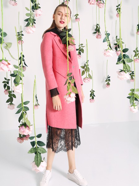 依路佑妮女装2021秋冬季粉色大衣