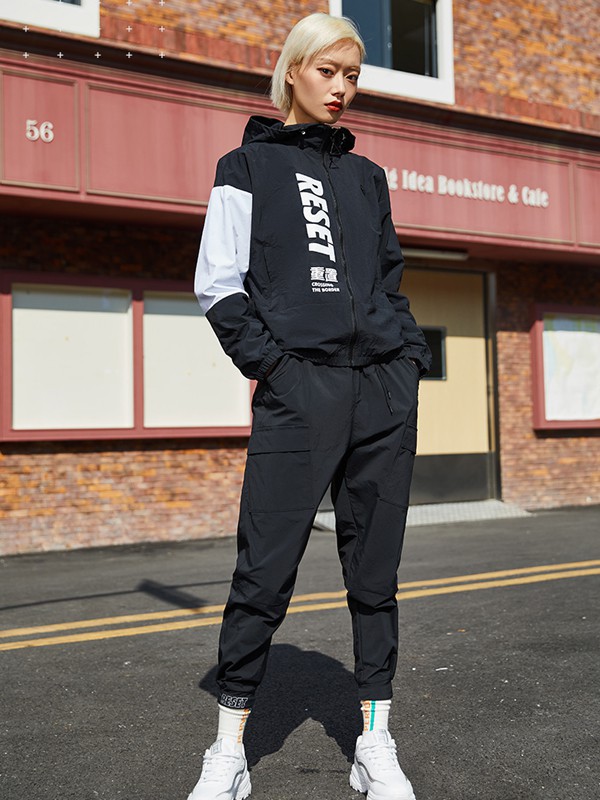 乔丹休闲装2021秋冬季黑色长裤