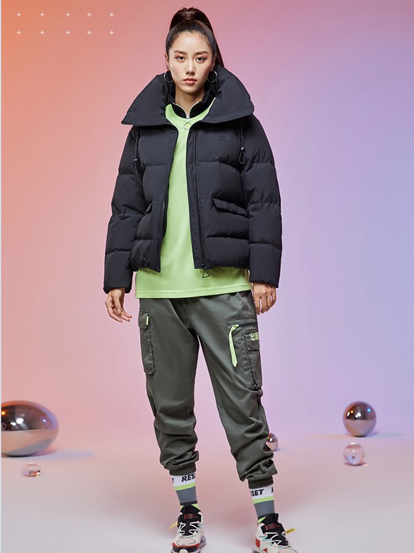 乔丹休闲装2021秋冬季黑色羽绒服