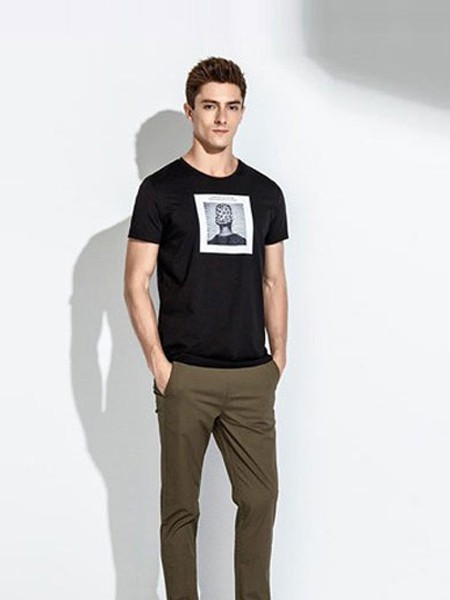 迪尔马奇2022春夏季黑色T恤