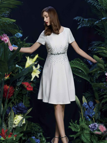 欧柏帝姿女装2022春夏季白色连衣裙