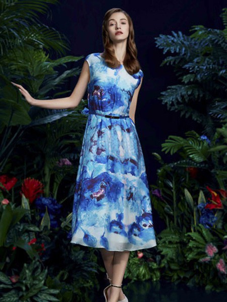 欧柏帝姿女装2022春夏季白色连衣裙