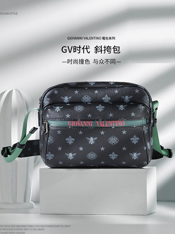 卓凡尼·华伦天奴2022新款箱包皮具