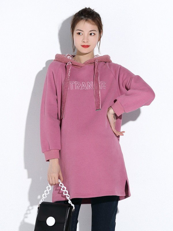 拼出完美女装2022秋冬季粉色卫衣