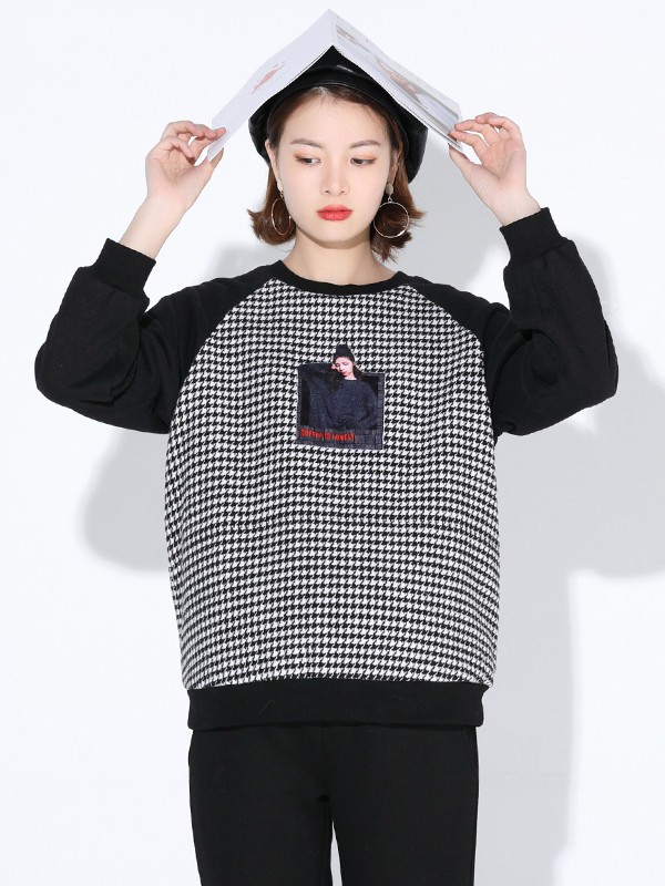 拼出完美女装2022秋冬季黑色T恤