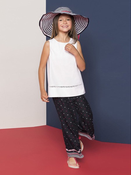 阿玛尼2022春夏季白色背心