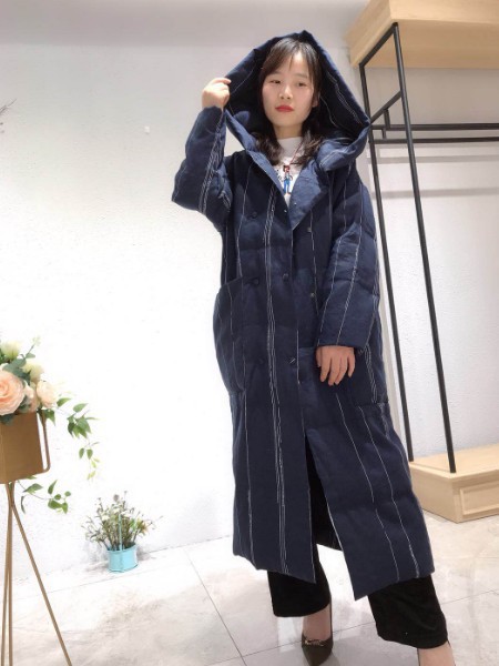 埃芙衣女装2021秋冬季黑色外套