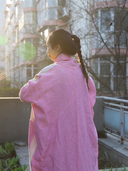 布言布语女装2022春夏季粉色连衣裙