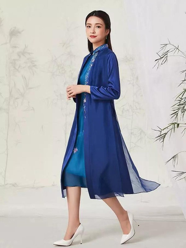 巴蒂米澜男装2022春夏季蓝色连衣裙