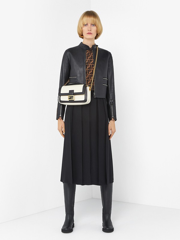 芬迪包包2022白色单肩包