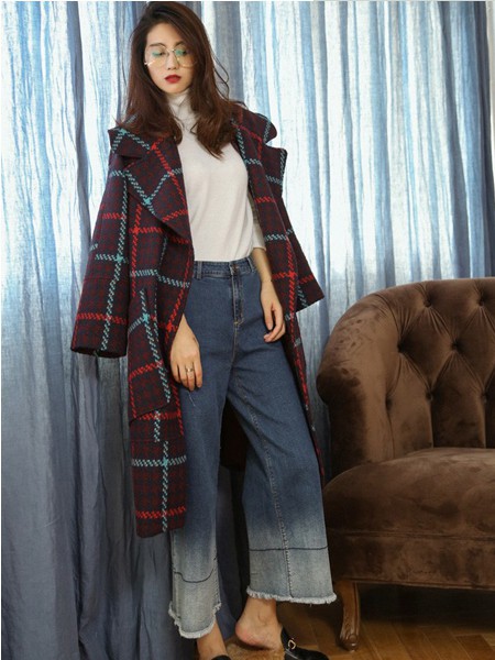 她思女装2021秋冬季酒红色大衣