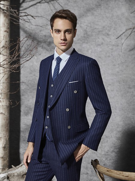 凯文凯利2021秋冬季白色衬衫