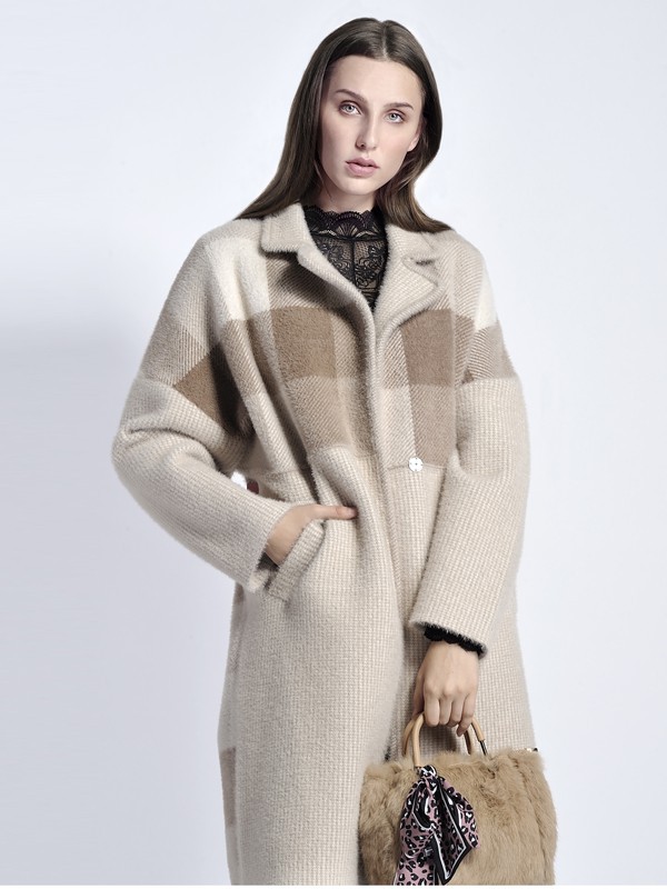 ENDEAR女装2021秋冬季米色大衣