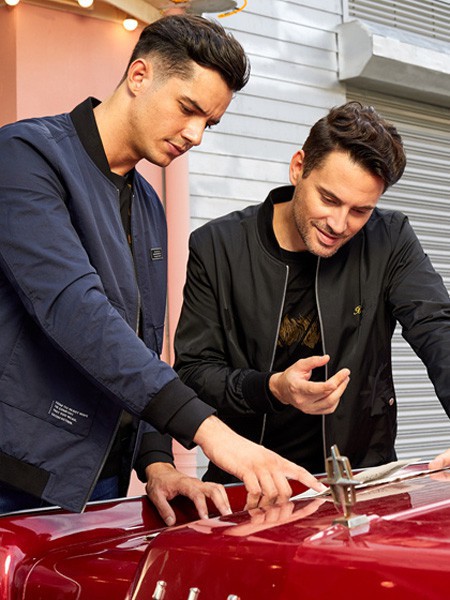 步云2021秋冬季藏蓝色外套