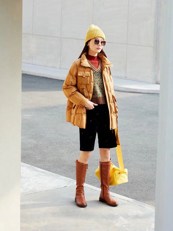 注释ANNOTATE女装2022秋冬季黑色短裤