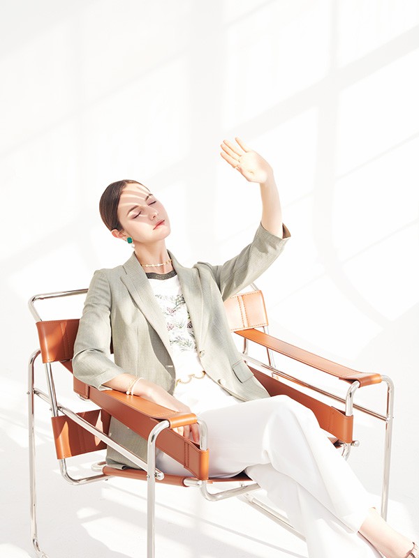 凯莉米洛女装2022春夏季白色长裤