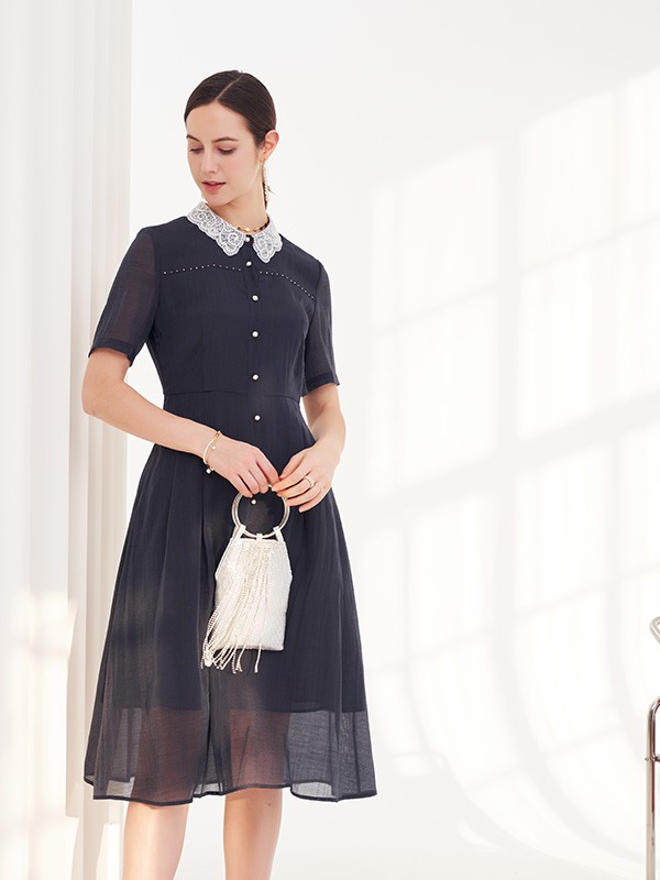 凯莉米洛女装2022春夏季黑色连衣裙