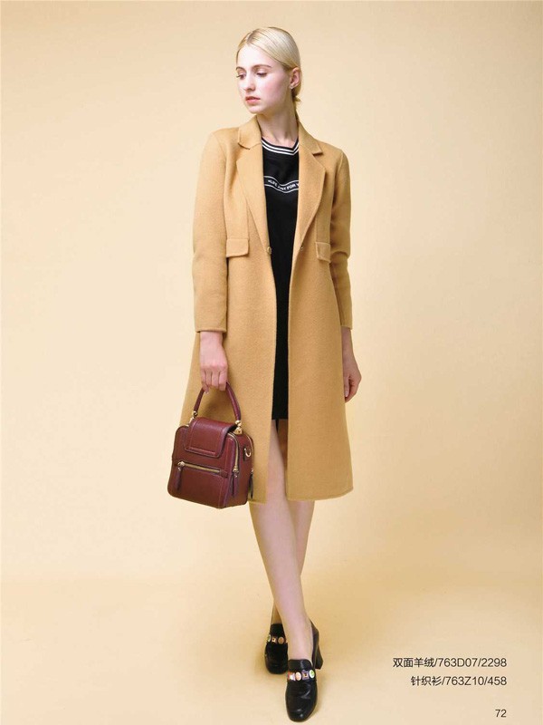 莫语女装2021秋冬季卡其色大衣