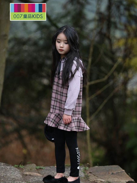 童品2021秋冬季粉色连衣裙