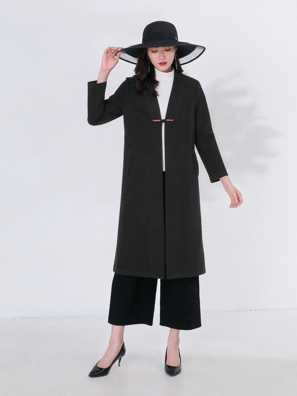 千唐绣女装2021秋冬季黑色大衣
