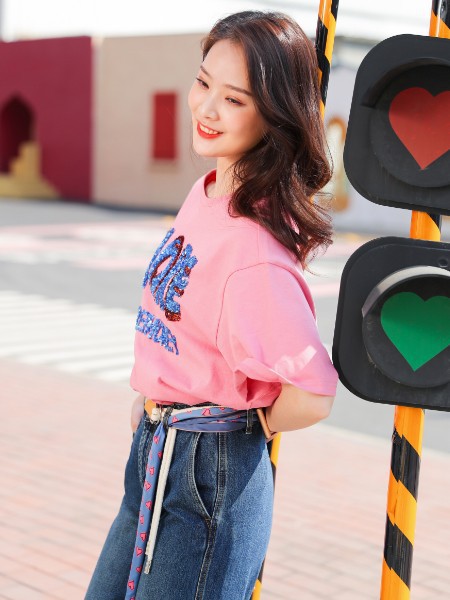 蒂言2022春夏季肤色T恤