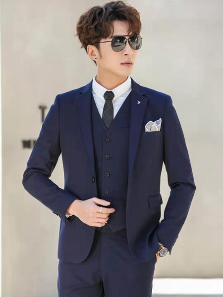 卡邦易男装2022秋冬季藏蓝色西装