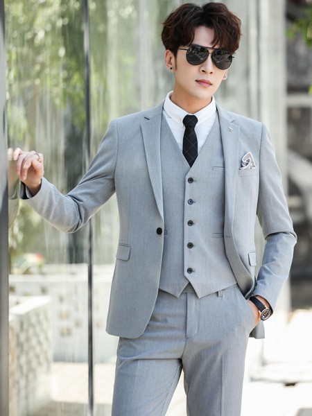 卡邦易男装2022秋冬季灰色西装