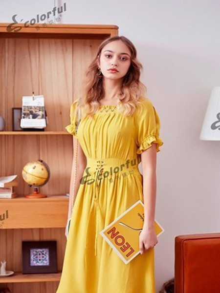 曼秀女装2022春夏季黄色连衣裙