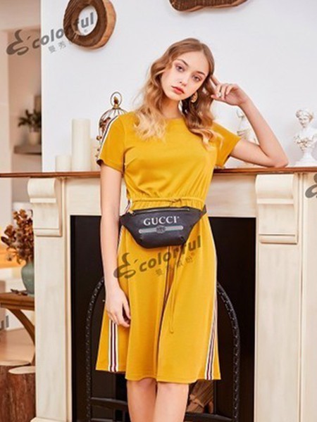 曼秀女装2022春夏季黄色连衣裙