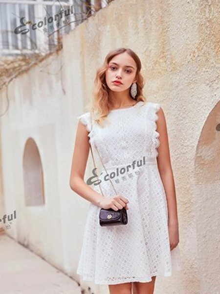 曼秀2022春夏季白色连衣裙