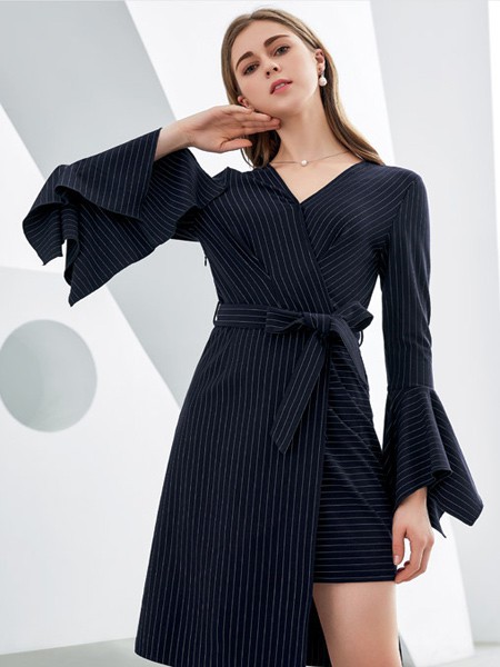 欧米媞女装2021秋冬季黑色连衣裙