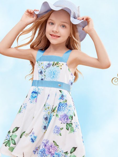 安娜与艾伦2022春夏季白色吊带裙