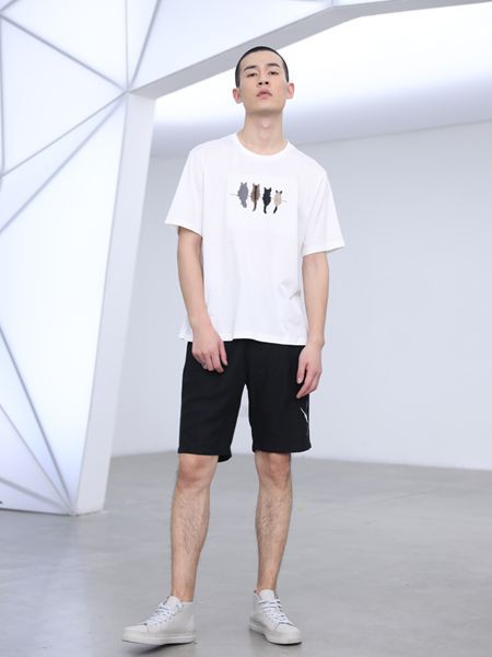 线锁男装2022春夏季白色T恤