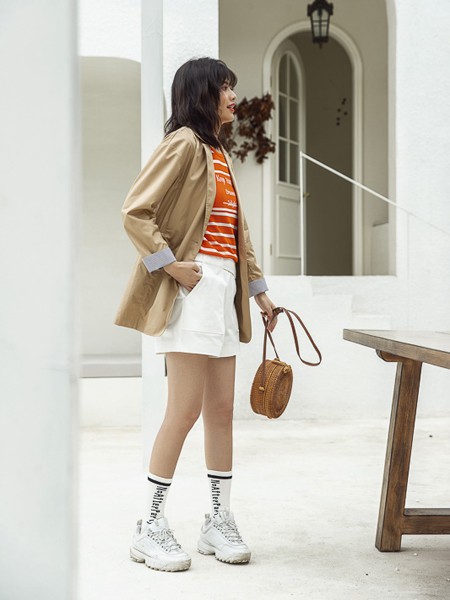 娇鼎2022春夏季白色短裙