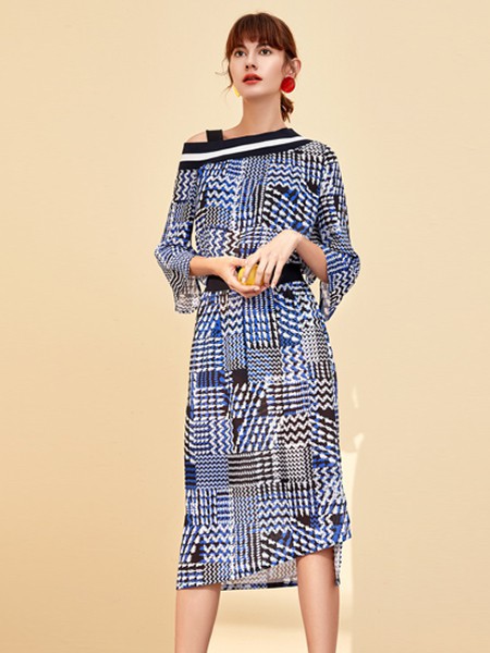 朗蔻女装2022春夏季蓝色连衣裙