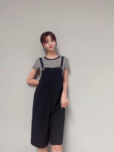 靓漫蒂女装2022春夏季黑色背带裤