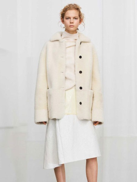 摩登瑞尔MODENRIVER女装2022秋冬季白色半身裙