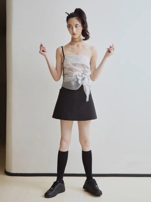 MARCHEN女装2022春夏季白色背心