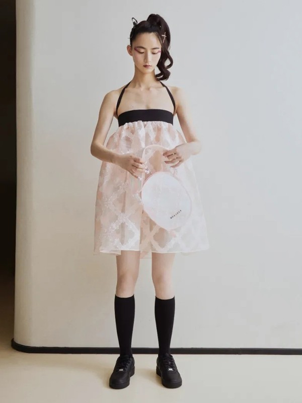 MARCHEN女装2022春夏季白色吊带裙